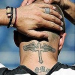 Tatouage sur la nuque de David Beckham