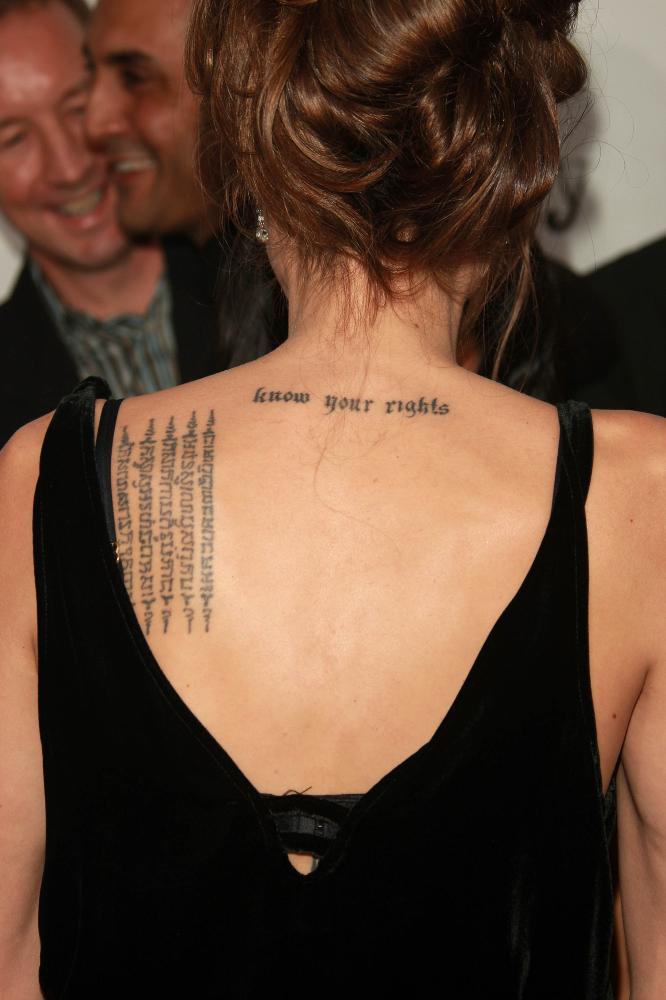 angelina jolie arabic tattoos Tatouage khmer Angelina Jolie