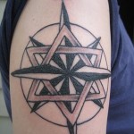 modele-tatouage-etoile-david Modèle tatouage étoile de david et nautique entrelacées
