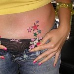 modele-tatouage-etoile Modèle tatouage étoiles bas ventre