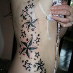 modele-tatouage-etoiles-nautiques Tatouage étoiles old school