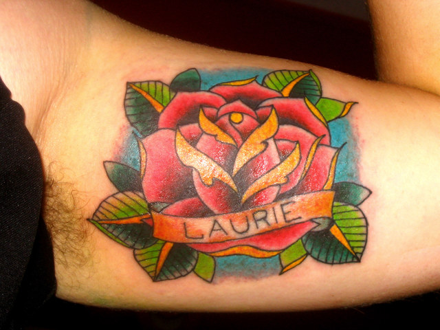 Mod le de tatouage de rose old school