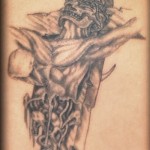 Modèle de tatouage de crucifix gore