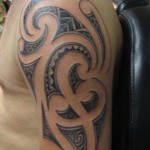 modele-tatouage-maori-bras-2 Modèle de tatouage Maori pour le bras