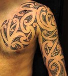 modele-tatouage-maori-epaule Modèle de tatouage Maori pour le torse et le bras