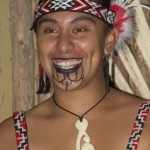tatoo-maori-femme-menton Tatouage Moko pour femme néo-zélandaise Maori