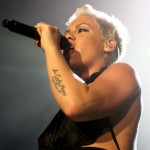 Tatouage de Pink sur l'avant-bras