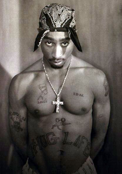 Tatouage Tupac Shakur Tatouage pac  tattoos de gangs gangsta rap 