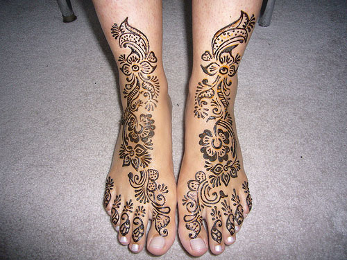 tattoo cheville. http://www.tattoo-tatouages.