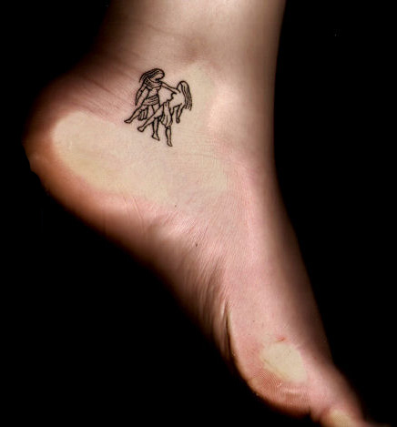 tattoo pied. Tattoo Femme Pieds.