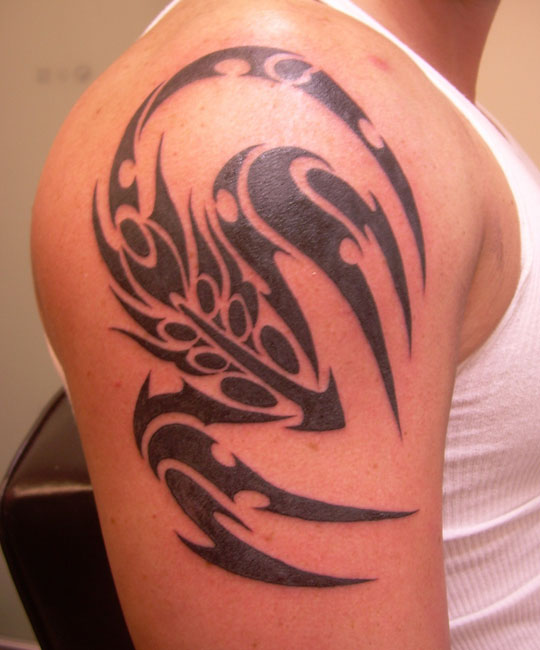 Mod le de tatouage de scorpion tribal