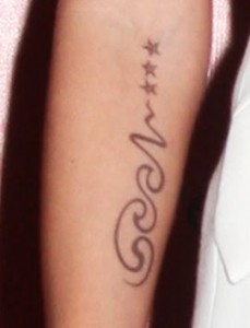 tatouage sur le bras de heidi klum