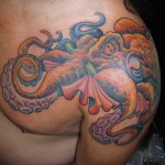 tatouage pieuvre sur l'épaule tatouage pieuvre sur l'épaule
