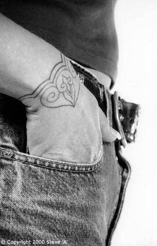 Modèle tatouage poignet bracelet celtique old school