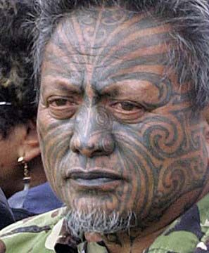 Maori avec tatouage moko