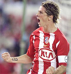 Tatouage poignet Fernando Torres numéro 9