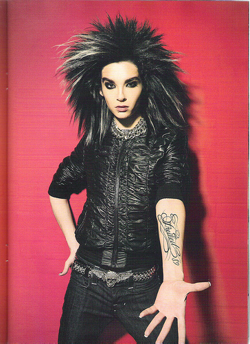 Tatouage de Bill Kaulitz de Tokio Hotel sur le bras