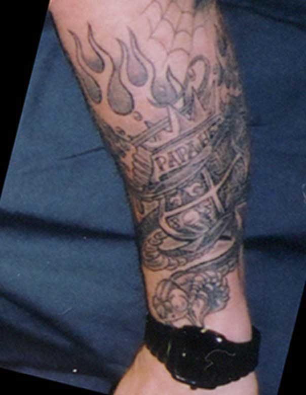 tatouage de James Hetfield sur le bras