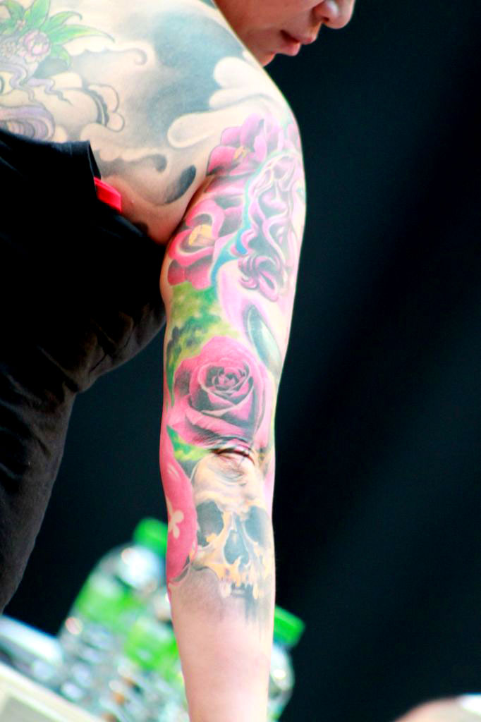 tatouage fleurs couleur