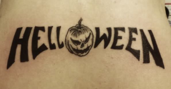 tatouage du logo du groupe de metal helloween