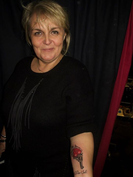 Tatouage de Valérie Damidot fait par Tin-Tin