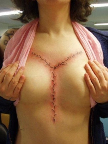 tatouage insolite : autopsie : check !