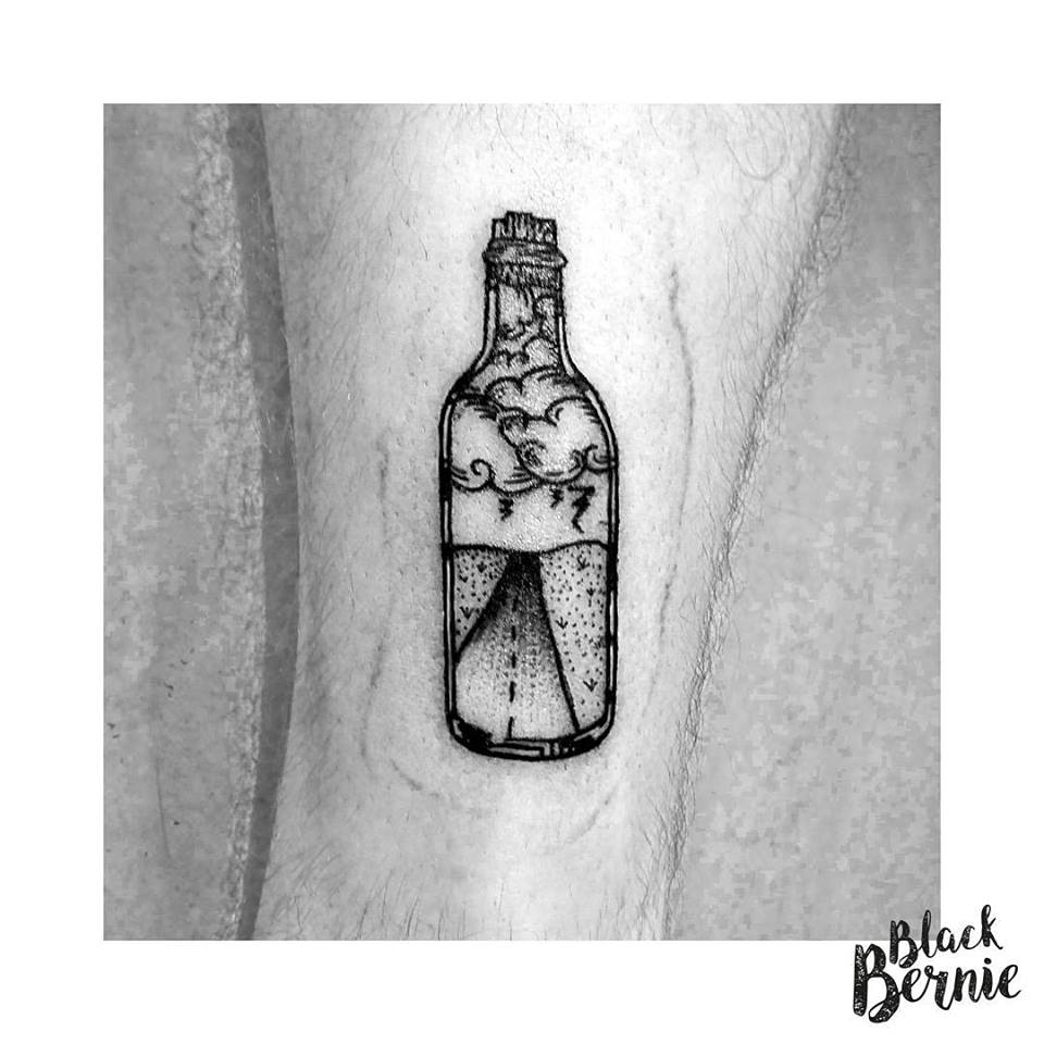 tatouage bouteille
