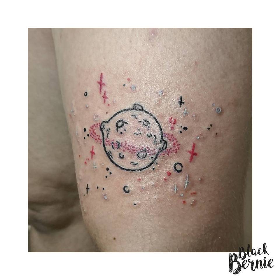 tatouage planete